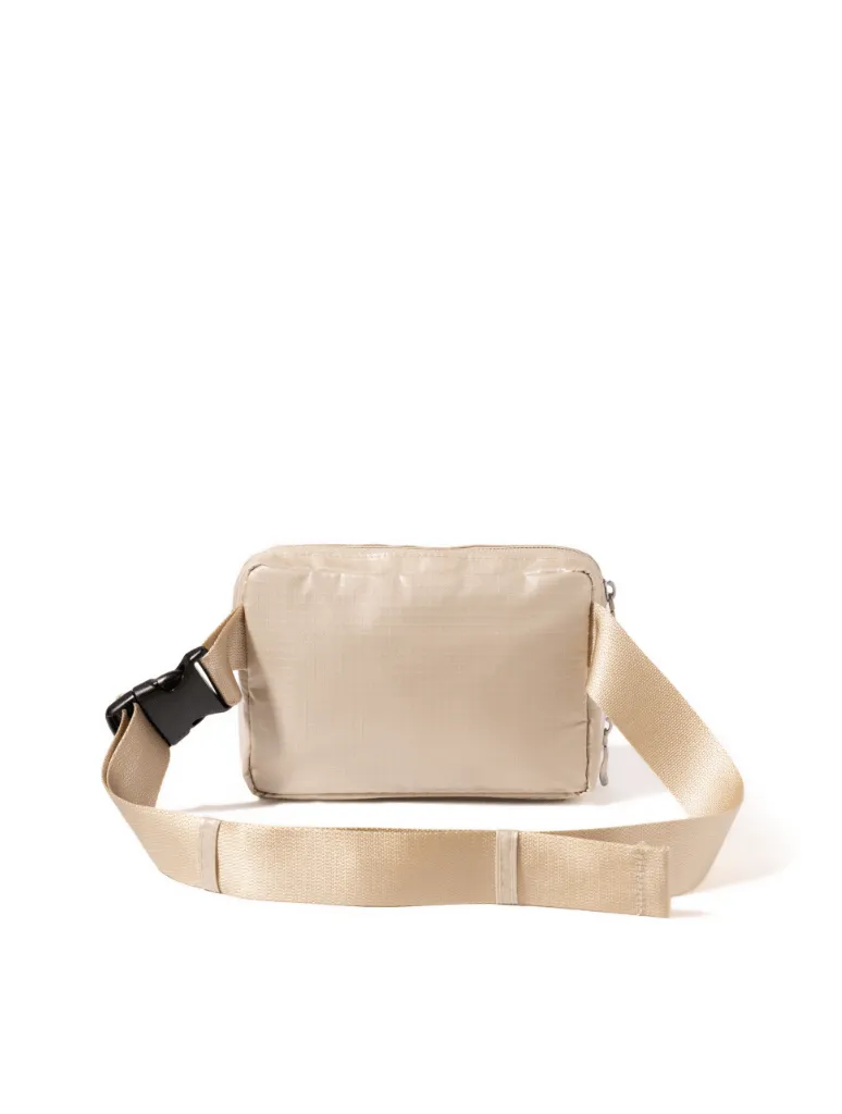 Baggallini Modern Belt Bag Sling in Chalk Gloss Ripstop