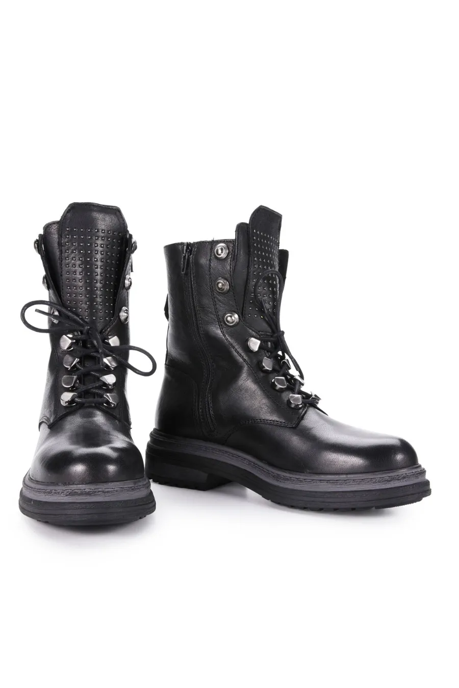 Estilo Emporio Superstud Boot Black