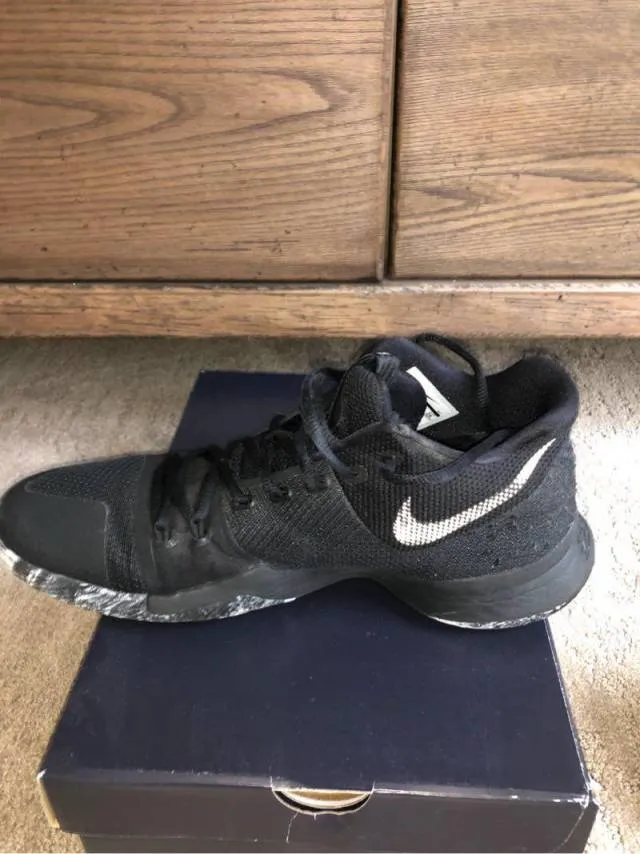 Nike Kyrie 3 Marble