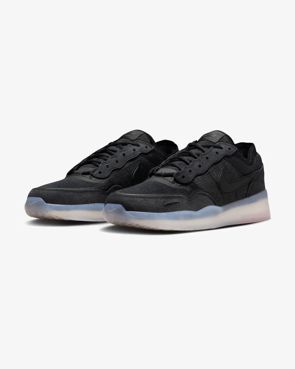 NIKE SB PS8 - BLACK