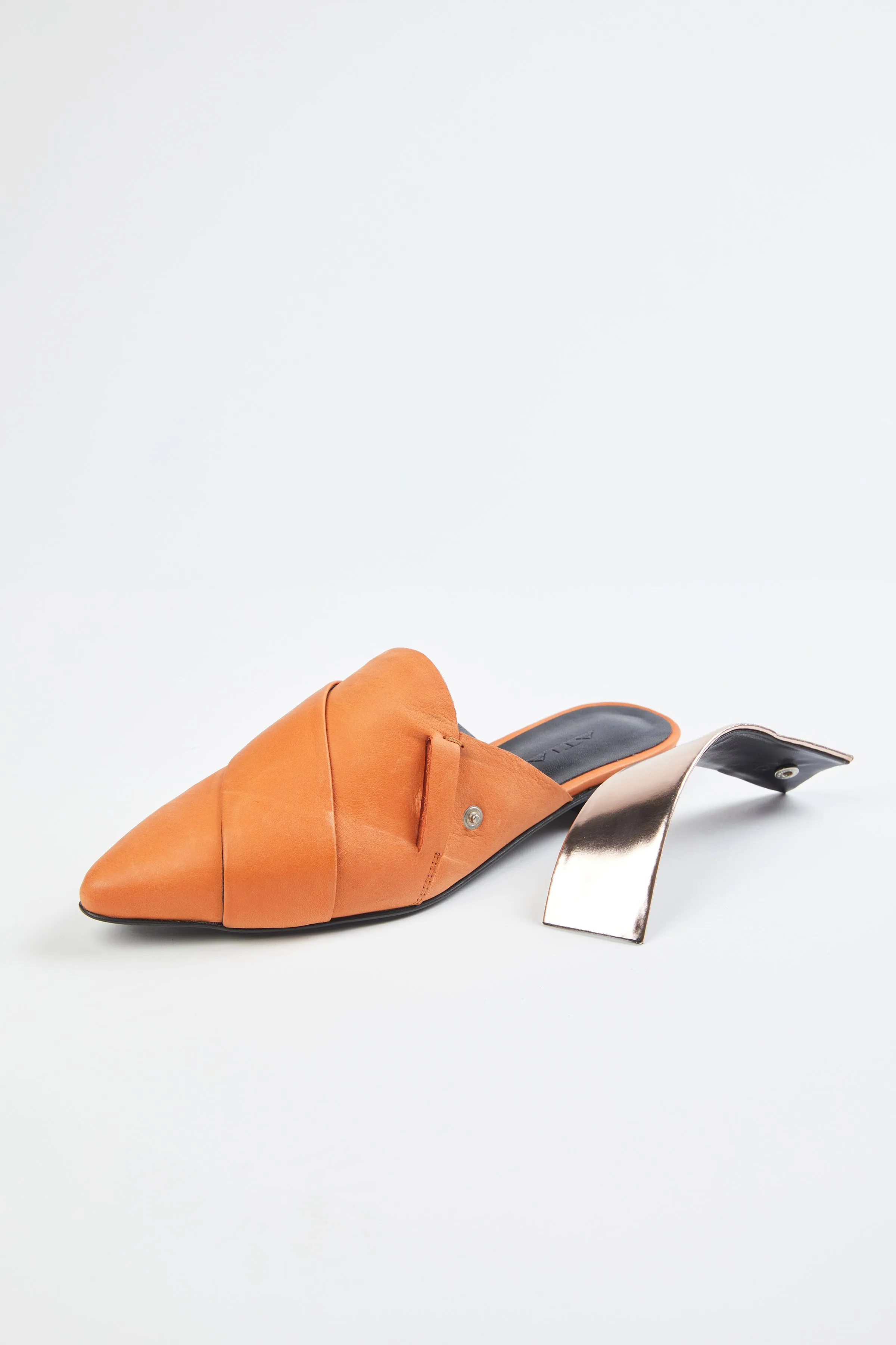 ORIGAMI SLIPPER