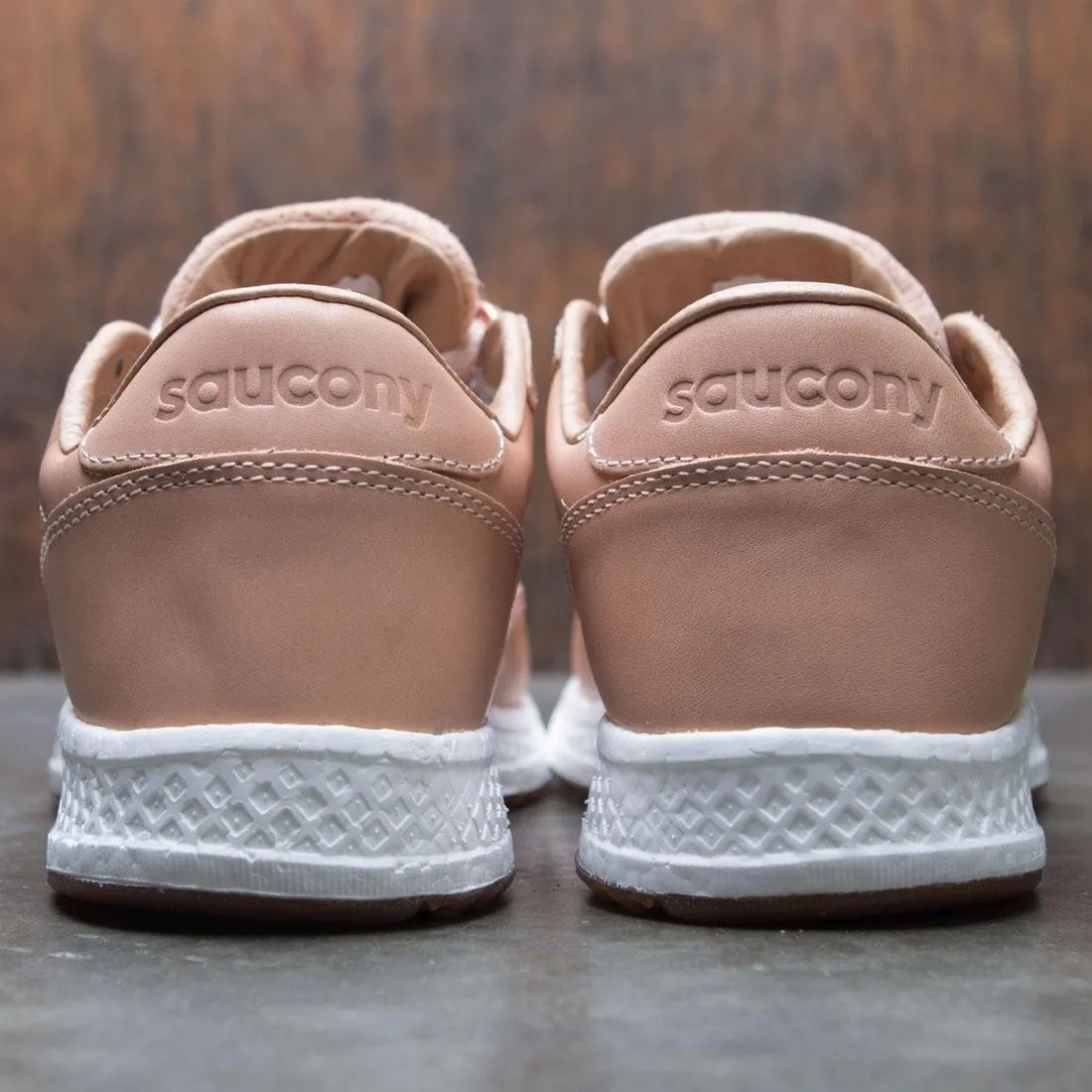 Saucony Men Freedom Runner (brown / tan)