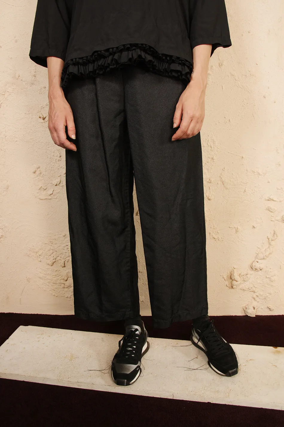 Wide Crinkled Trousers